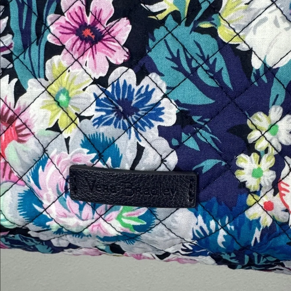 Vera Bradley Signature Cotton Tote in the Garden Grove‎ floral pattern.